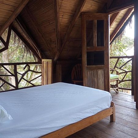 Nunkai Eco-Hostal La Punta Montanita Luaran gambar